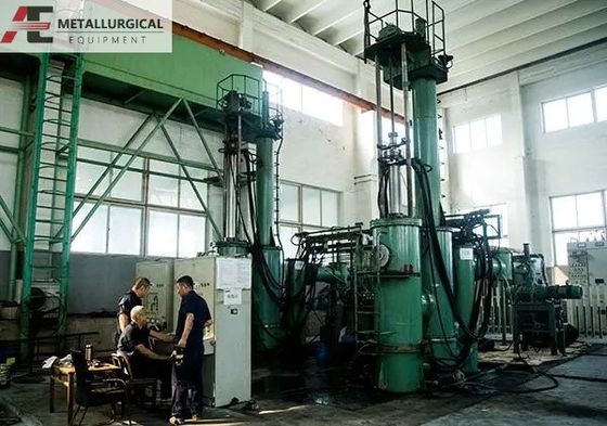 2 tonnellate - 30 tonnellate VAR Forno di riscaldamento ad arco sotto vuoto VAR/RVAR Alta efficienza