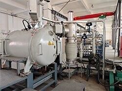 1 kg 5 kg 50 kg 100 kg Forno di fusione per levitazione a vuoto 3600 gradi